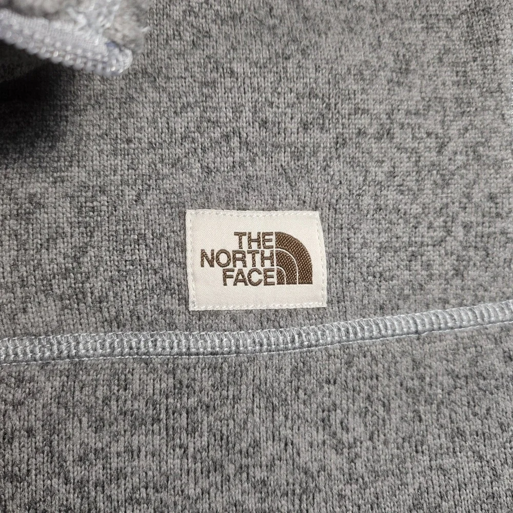 The North Face Mens Gordon Lyons 1/4 Zip Fleece Pullover Grey Small